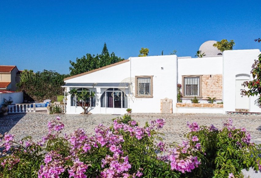 Revente - Casa con terreno -
Ciudad Quesada - Rojales