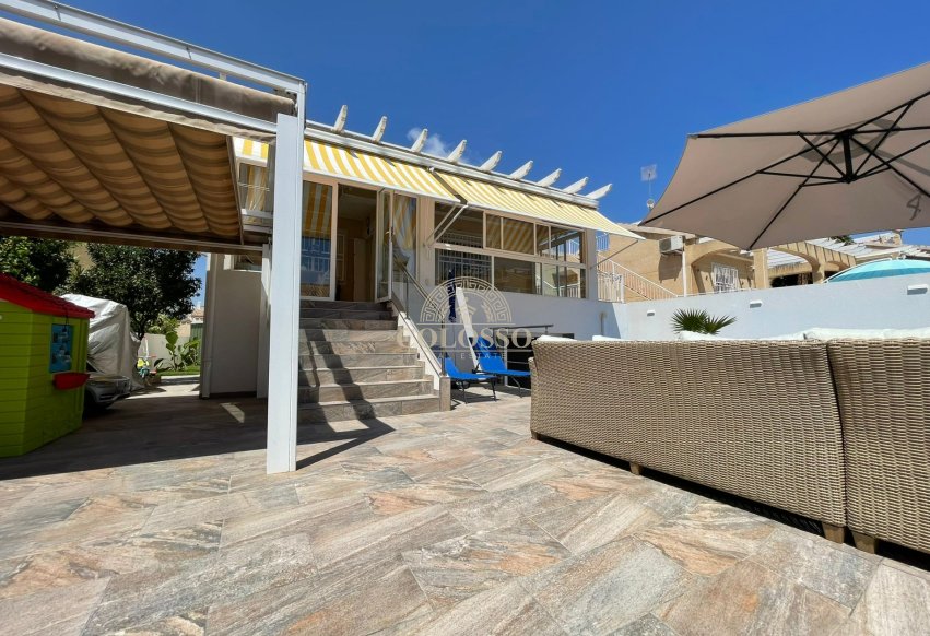 Revente - Casa -
Orihuela Costa - Los Altos