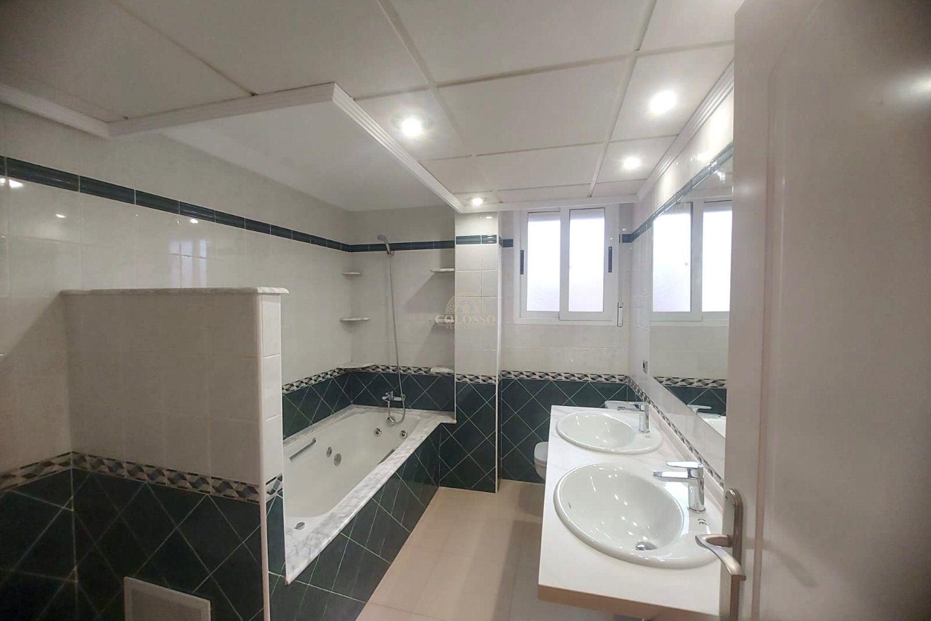 Revente - Casa -
Orihuela