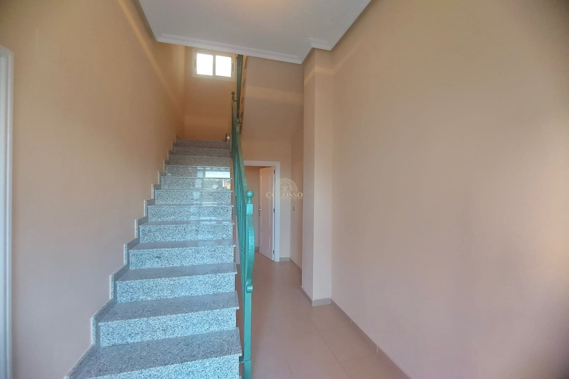 Revente - Casa -
Orihuela