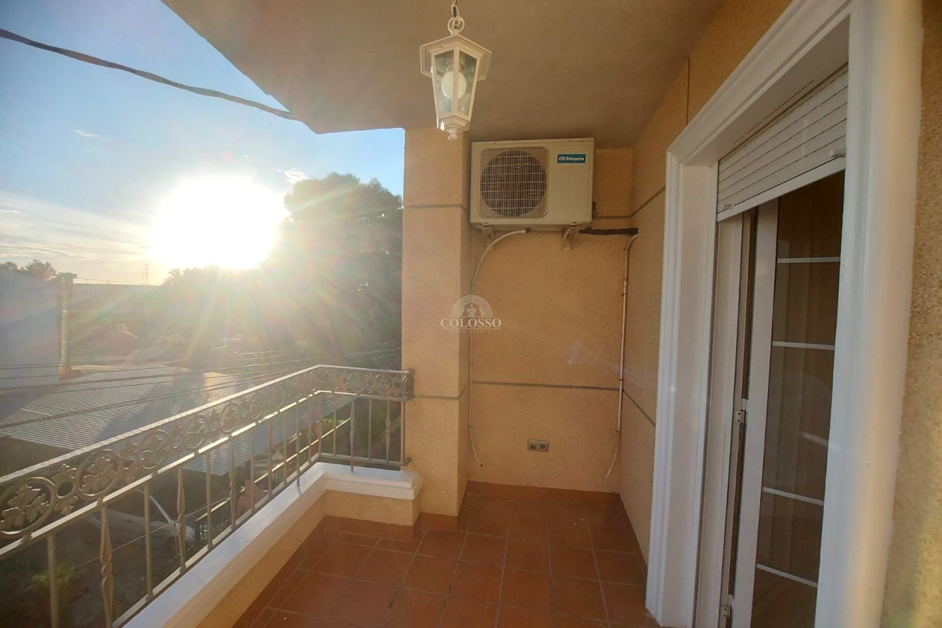 Revente - Casa -
Orihuela