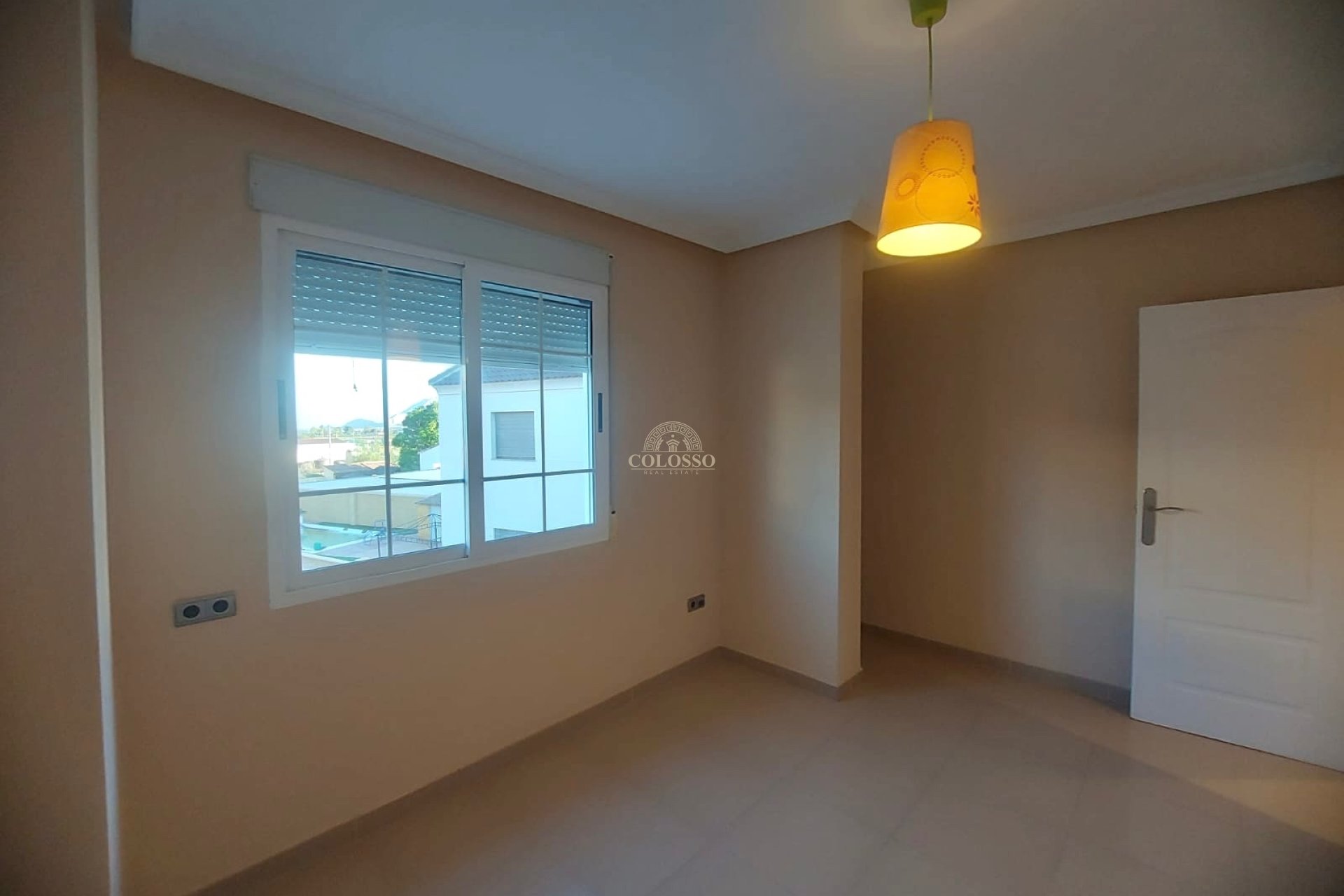 Revente - Casa -
Orihuela