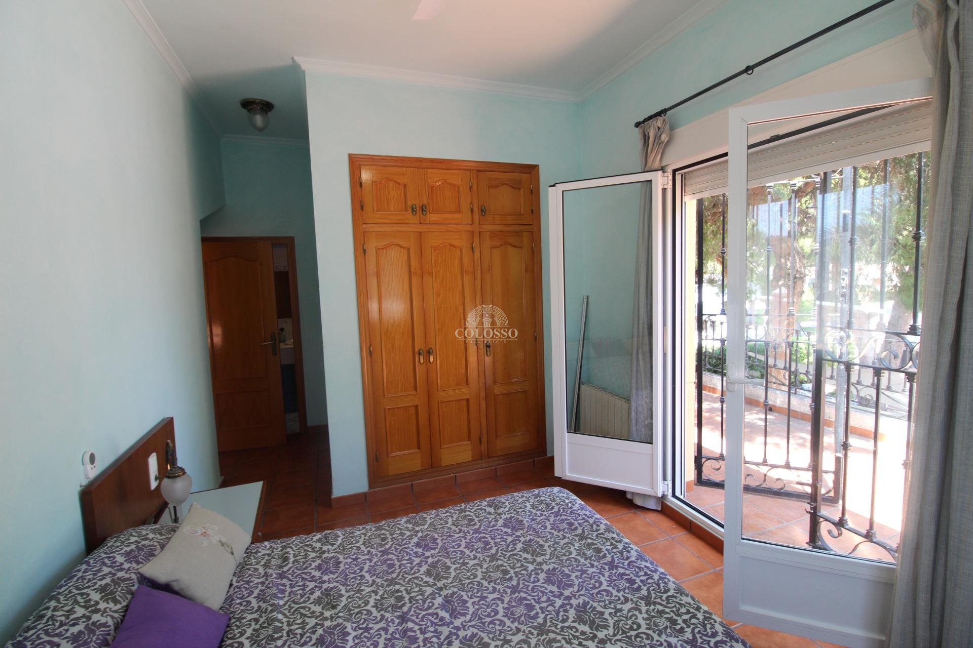 Revente - Chalet -
Orihuela Costa - Punta Prima