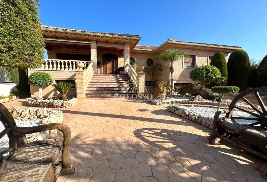 Revente - Chalet -
Rafal