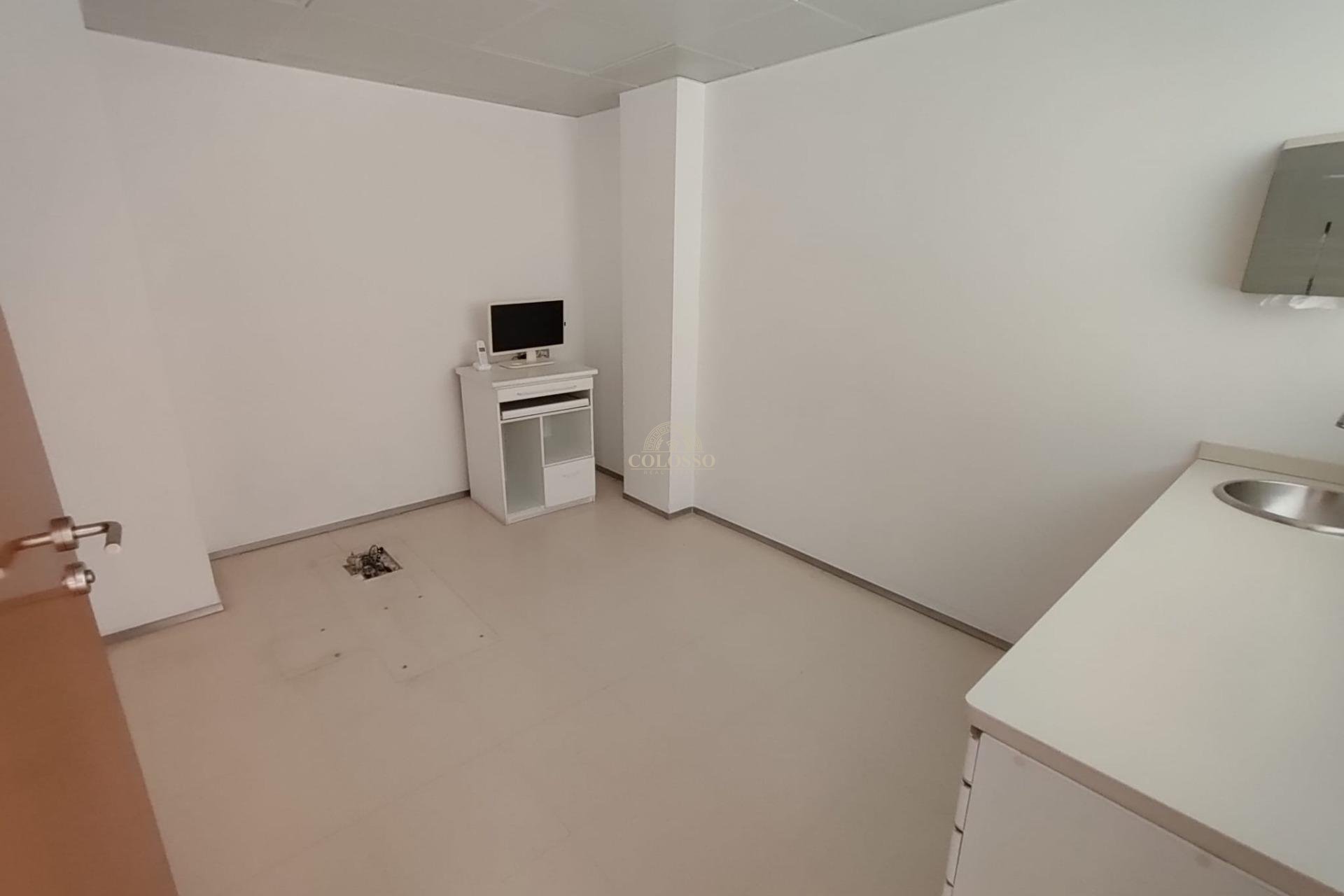 Revente - Piso -
Torrevieja - Centro
