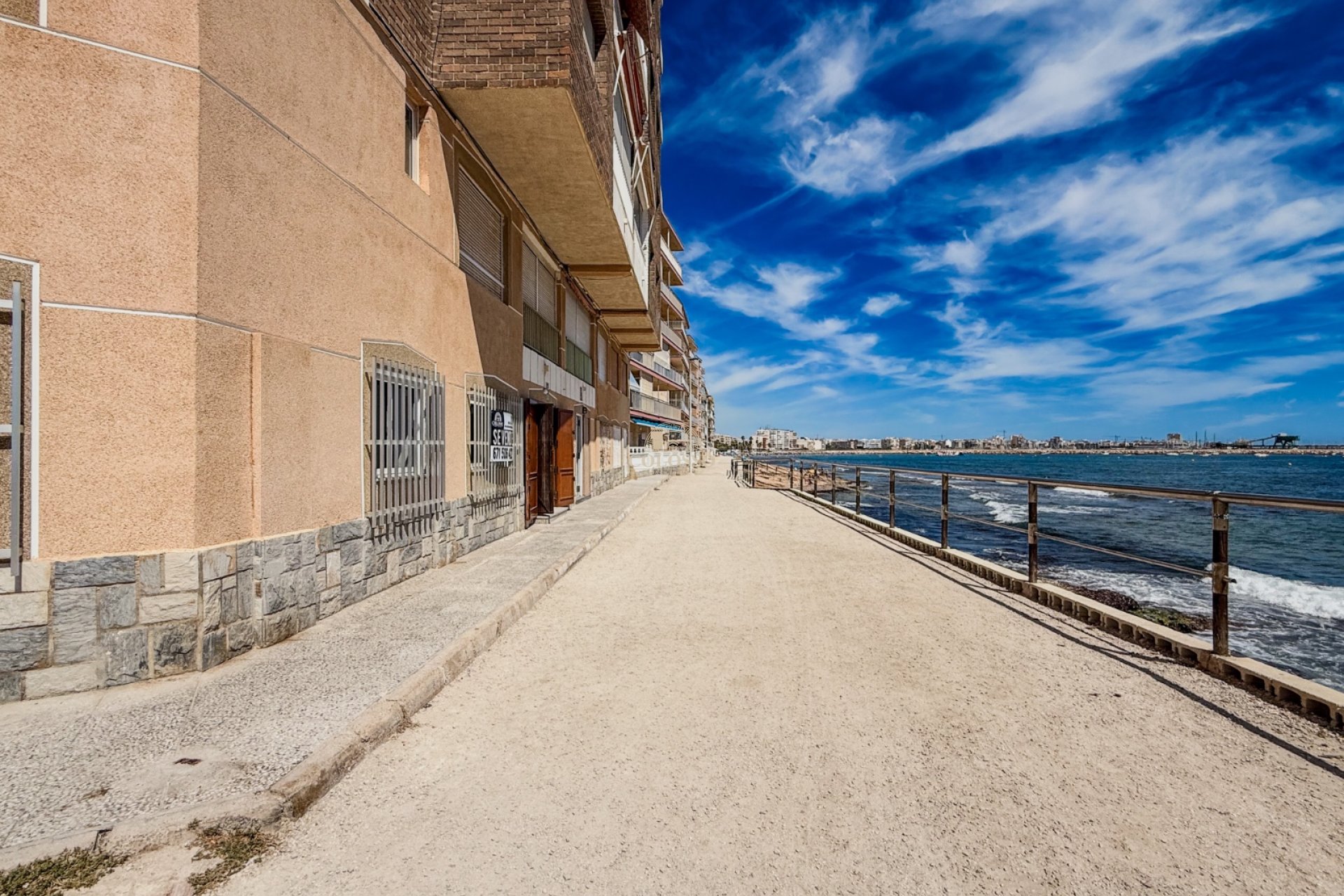 Revente - Planta baja -
Torrevieja - El Acequión - Los Náufragos