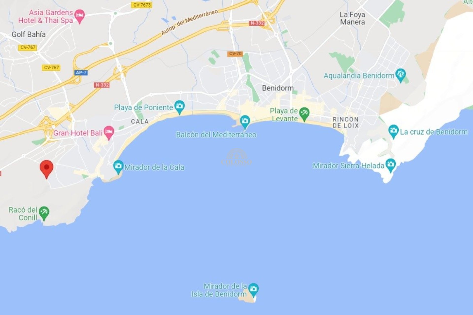 Revente - Semiatico -
Villajoyosa - Cala Villajoyosa