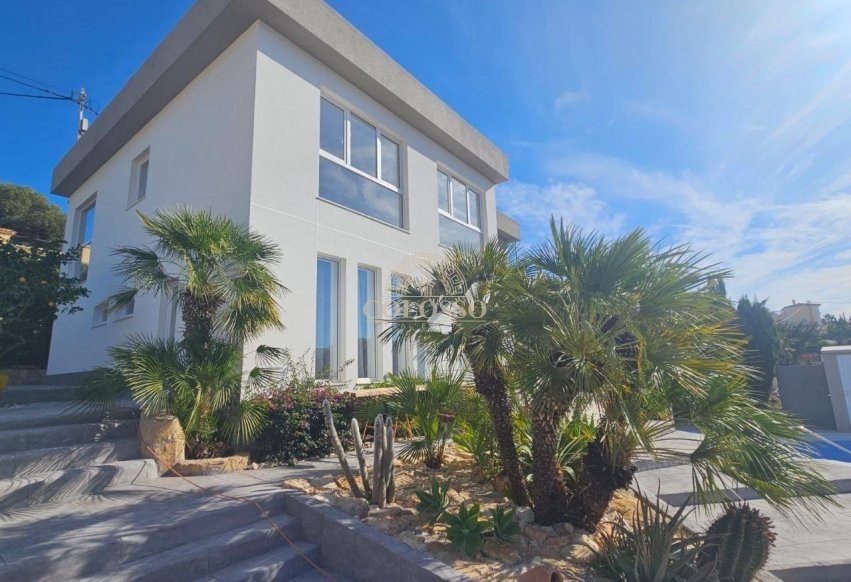 Revente - Villa de Lujo -
Calpe - Carrio