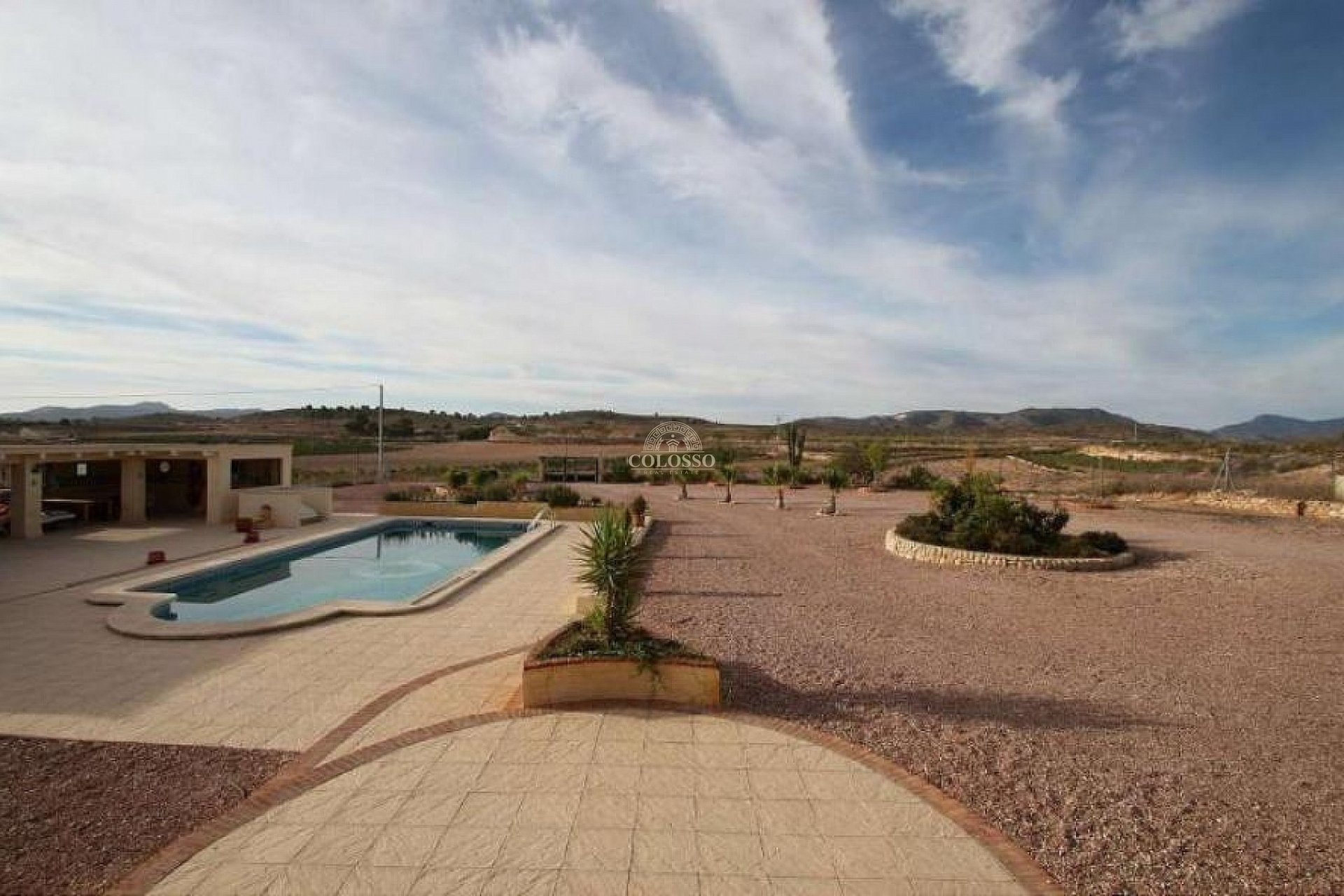 Revente - Villa -
Pinoso