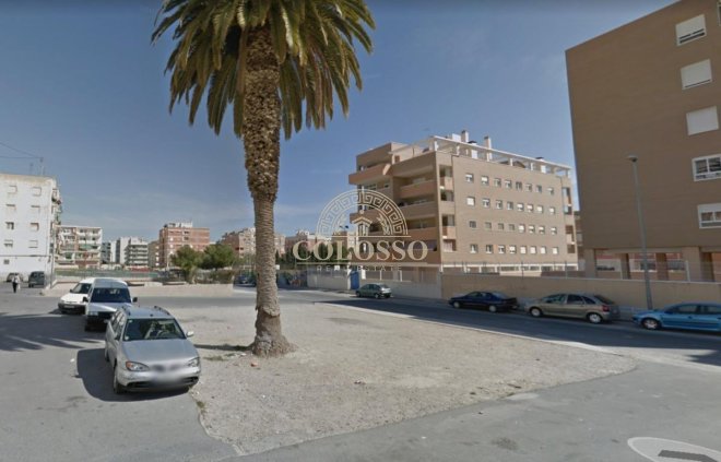 Solar - Reventa - Alicante -
                    Nou alacant
