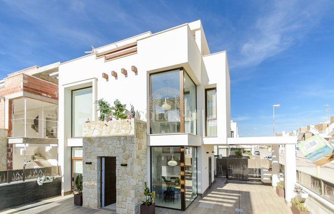 Villa - Obra nueva - Cartagena -
                Playa honda