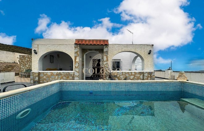 Villa - Resale - Agost -
                    Agost