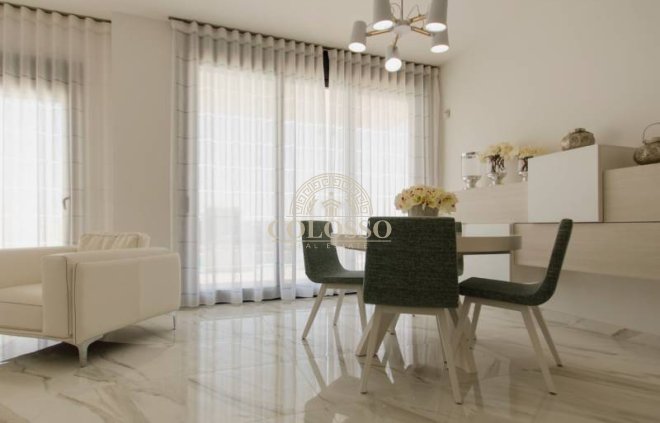 Obra nueva - Villa -
Orihuela Costa