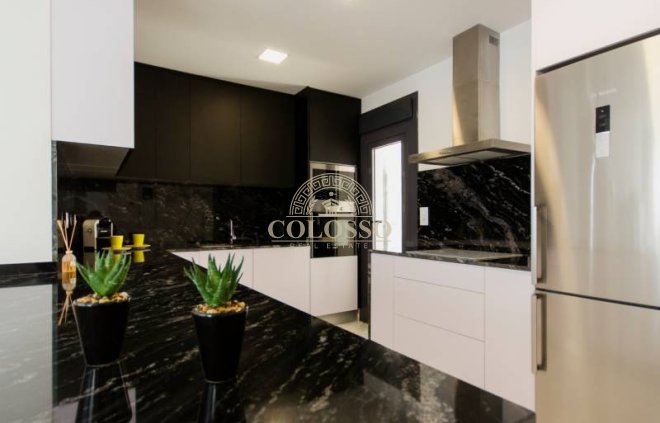 Obra nueva - Villa -
Orihuela Costa
