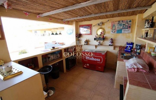 Revente - Villa -
Pinoso