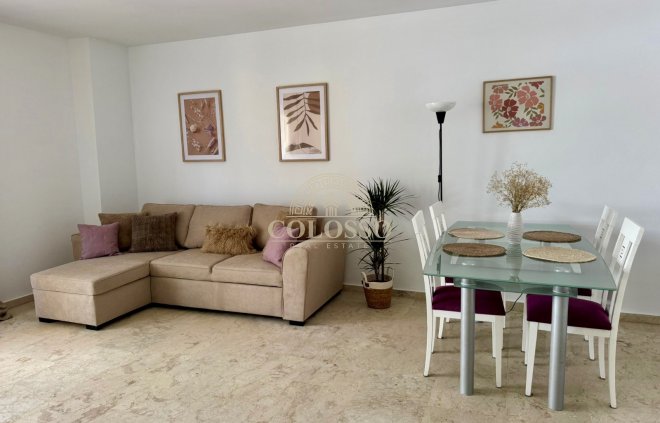 Alquiler - Apartamento / piso -
Orihuela Costa - Punta Prima