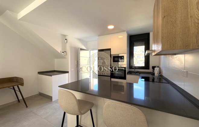 Alquiler - apartment -
Orihuela Costa - Villamartín