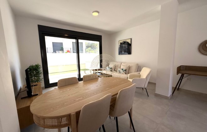 Alquiler - apartment -
Orihuela Costa - Villamartín