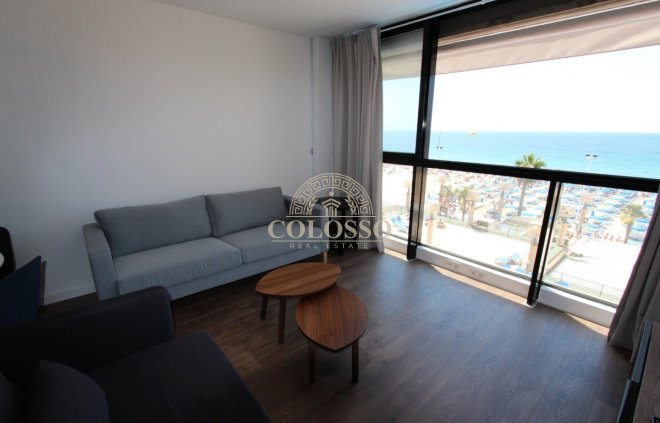 Resale - Apartamento -
Benidorm - Levante