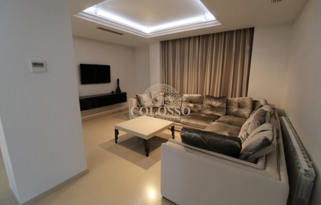 Resale - Villa -
Cullera - Bonavista - Lago San Lorenzo