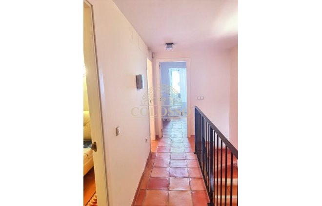 Resale - Piso -
Benidorm - Avenida Beniarda
