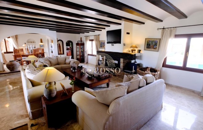 Resale - Villa -
Benissa - Fustera
