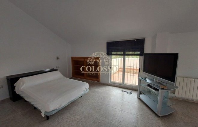 Resale - Chalet -
Pilar de la Horadada - La Torre de la Horadada
