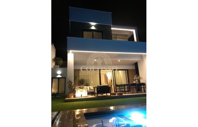 Resale - Chalet -
Finestrat - Balcón de finestrat