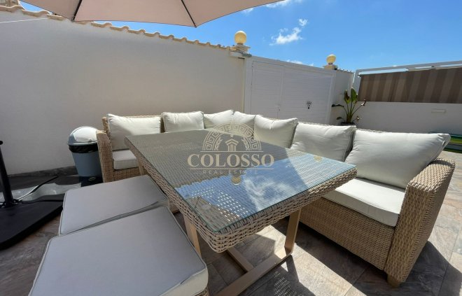 Resale - Casa -
Orihuela Costa - Los Altos