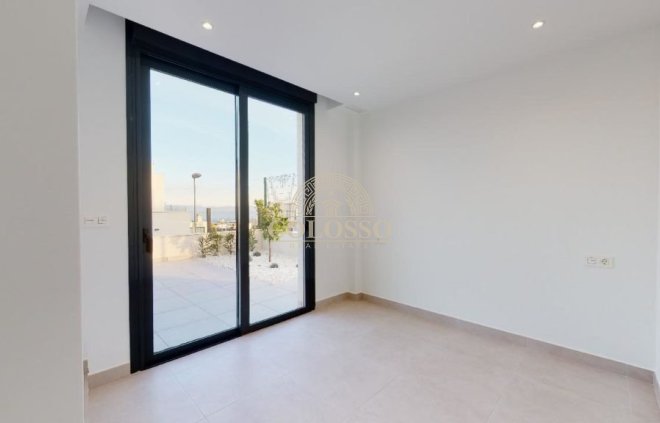 Resale - Chalet -
Polop - Alberca