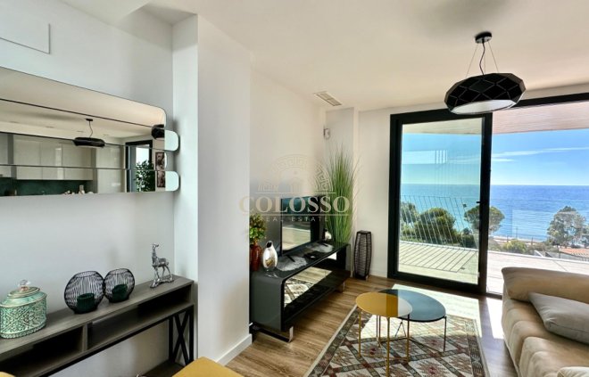Resale - Penthouse -
Villajoyosa - 1a linea