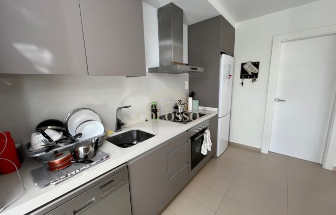 Resale - Chalet -
Villajoyosa - 1a linea