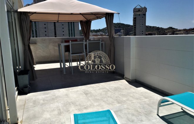 Resale - Piso -
Finestrat - La Cala