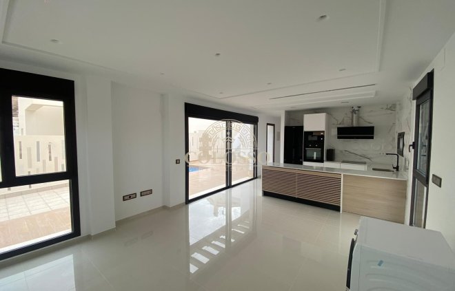 Resale - Villa -
Benijofar - Benimar