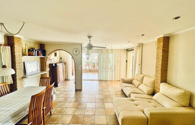 Resale - Chalet -
Calpe - Cometa