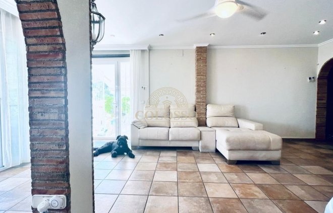 Resale - Chalet -
Calpe - Cometa
