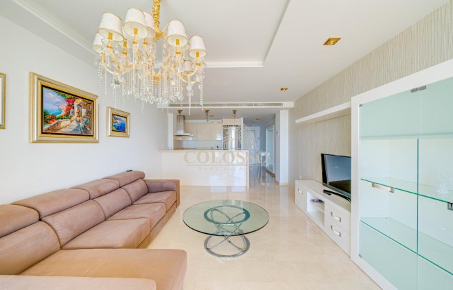 Resale - Apartamento -
Villajoyosa - Paraiso