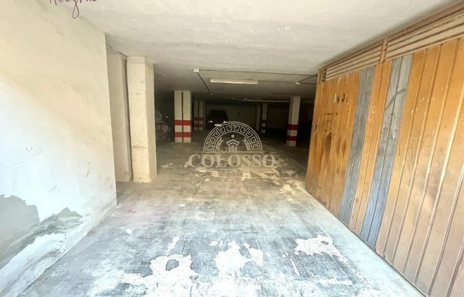 Resale - Garage -
Torrevieja - Habaneras