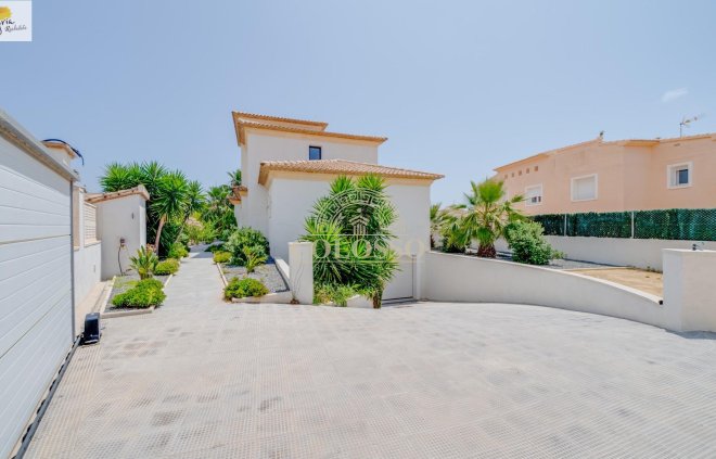Obra nueva - Villa de Lujo -
Calpe - Ortenbach