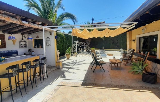 Resale - Villa -
l'Alfas del Pi - Belmonte