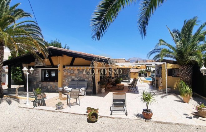 Resale - Villa -
l'Alfas del Pi - Belmonte