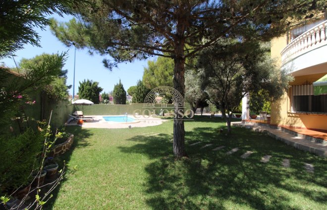 Resale - Chalet -
Orihuela Costa - Punta Prima