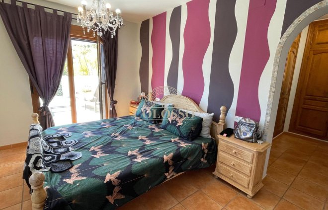 Resale - Villa -
Benissa - Benissa - La Fustera