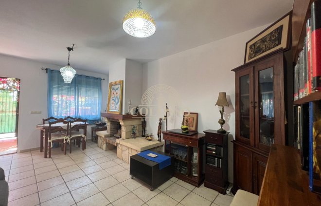 Resale - Chalet -
Orihuela Costa - Playa Flamenca Norte