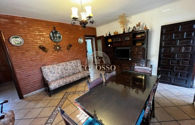 Resale - Chalet -
San Vicente del Raspeig - Sol y Luz