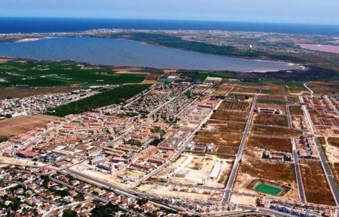 Obra nueva - Villa de Lujo -
Ciudad Quesada - Pueblo bravo