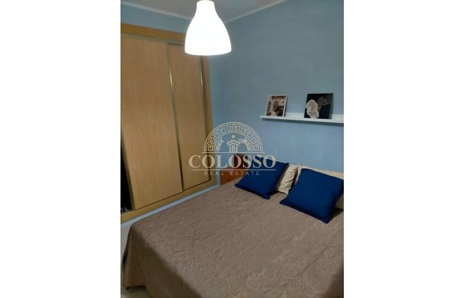 Resale - Apartamento -
l'Alfas del Pi - Centro