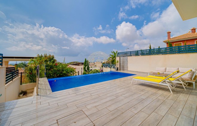 Resale - Villa de Lujo -
Finestrat - Camporrosso village
