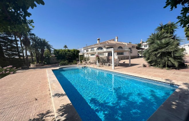 Resale - Villa -
Ciudad Quesada - Rojales