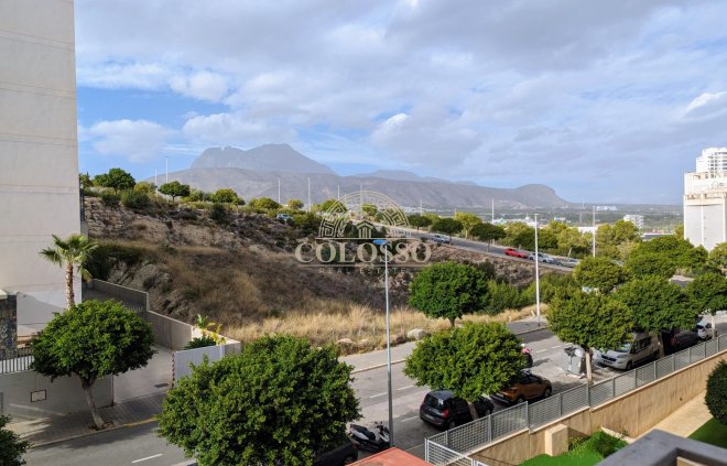 Resale - Apartamento -
Villajoyosa - Cala de finestrat